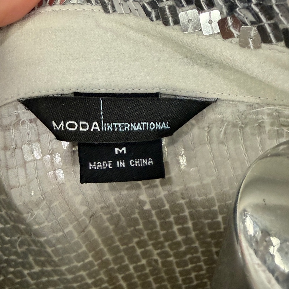 Moda Silver Sequins Button Blouse - image 4